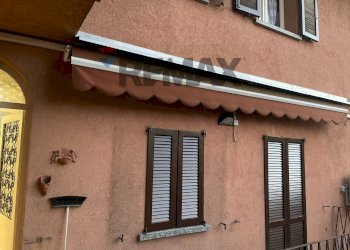 Edificio all\'aperto - Two-room apartment via vittorio emanuele
 
15, Caprino Bergamasco - photo 1