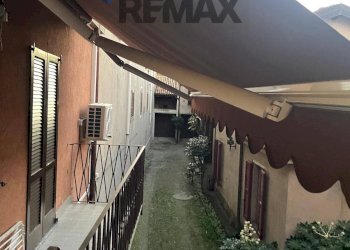 Edificio all\'aperto - Two-room apartment via vittorio emanuele
 
15, Caprino Bergamasco - photo 2