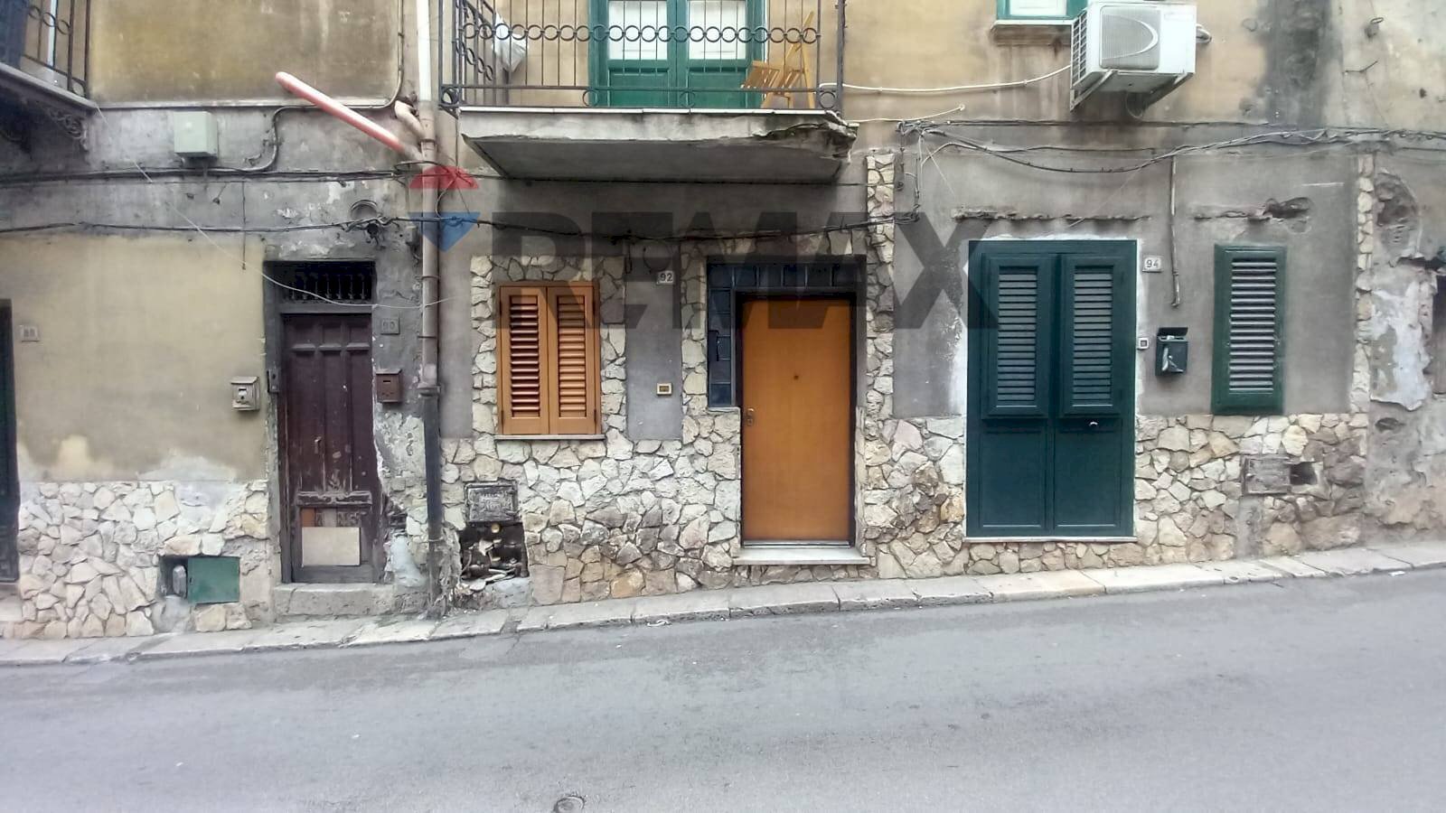 Edificio all\'aperto - Two-room apartment Via San Martino
 
92, Monreale - photo 1