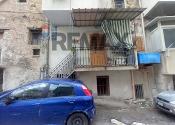 Edificio all\'aperto - Two-room apartment Via San Martino
 
92, Monreale - photo 4