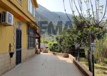 Edificio all\'aperto - Villa Via Alaska
 
4, Carini - foto 24