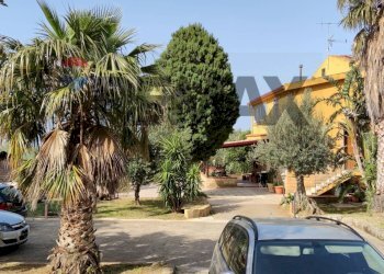 Edificio all\'aperto - Villa Via Alaska
 
4, Carini - foto 31