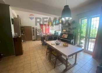 Sala da pranzo - Villa Via Alaska
 
4, Carini - foto 57