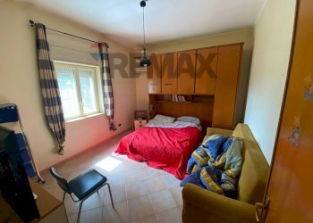 Camera / camera da letto - Villa Via Alaska
 
4, Carini - foto 64