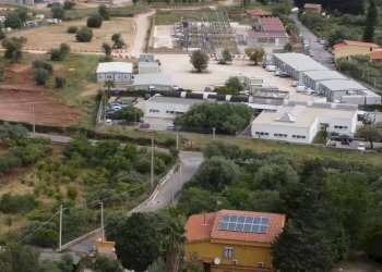 Edificio all\'aperto - Villa Via Alaska
 
4, Carini - foto 5