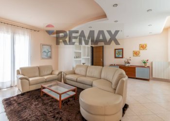 Soggiorno - Apartment Via Giovanni Falcone
 
92, Ragusa - photo 13
