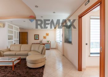 Soggiorno - Apartment Via Giovanni Falcone
 
92, Ragusa - photo 20
