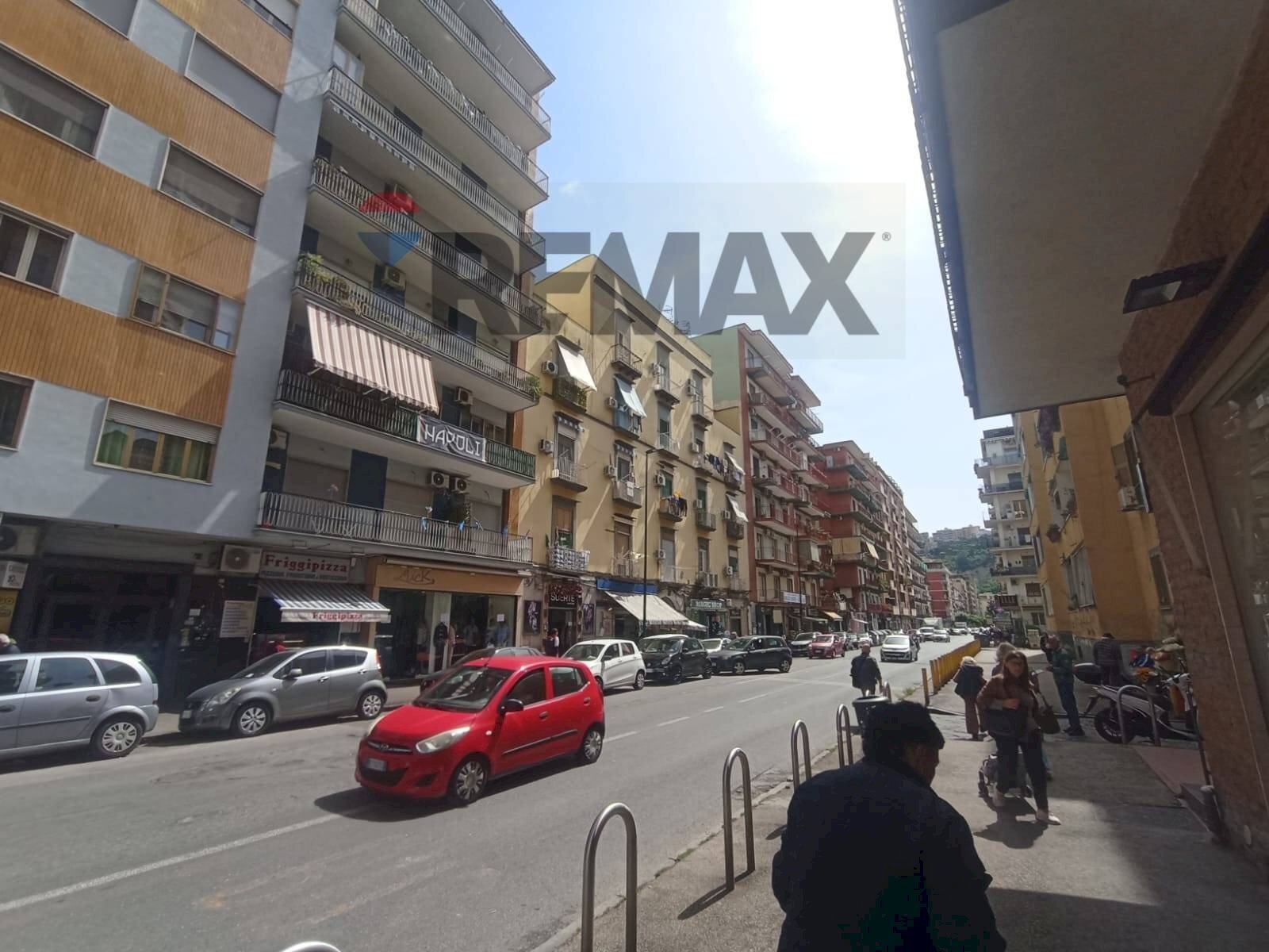 Edificio all\'aperto - Commercial Premises Napoli - photo 1