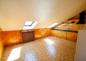 Attic Via martiri delle libertà, Rivarolo Canavese - photo 7