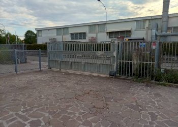 Cortile interno - Shed via Firenze, Novi di Modena - photo 10