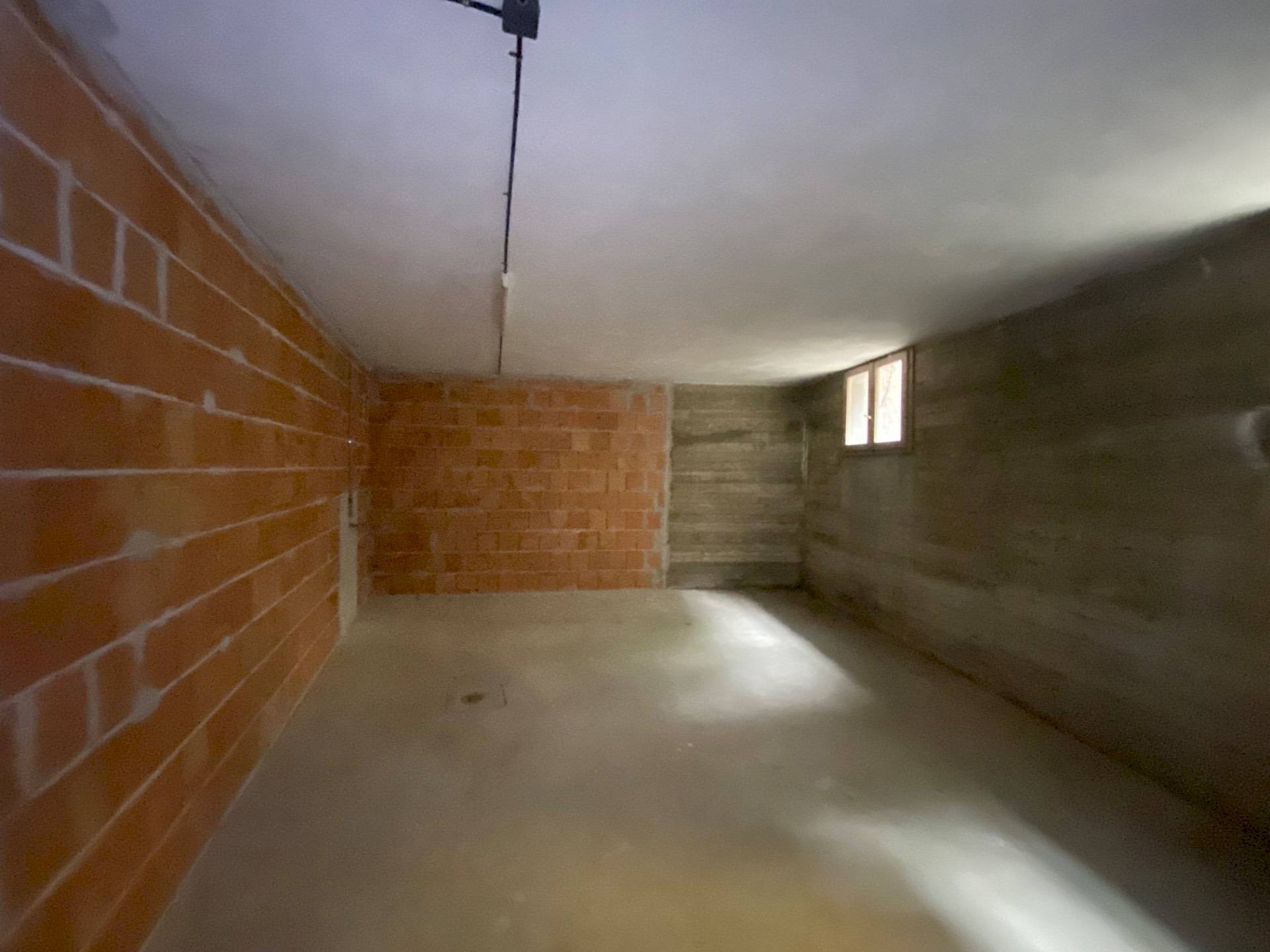 Foto 3 - Cantina / Solaio Ifigenia Gervasi
115, Forlì - foto 3
