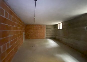 Foto 3 - Cantina / Solaio Ifigenia Gervasi
115, Forlì - foto 3