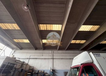 Interno non residenziale - Capannone corso Italia, Novi Ligure - foto 10