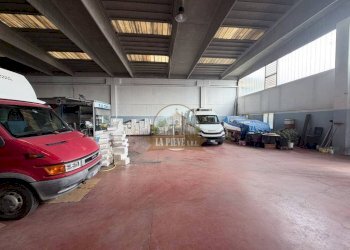 Interno non residenziale - Capannone corso Italia, Novi Ligure - foto 16