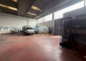 Interno non residenziale - Capannone corso Italia, Novi Ligure - foto 17