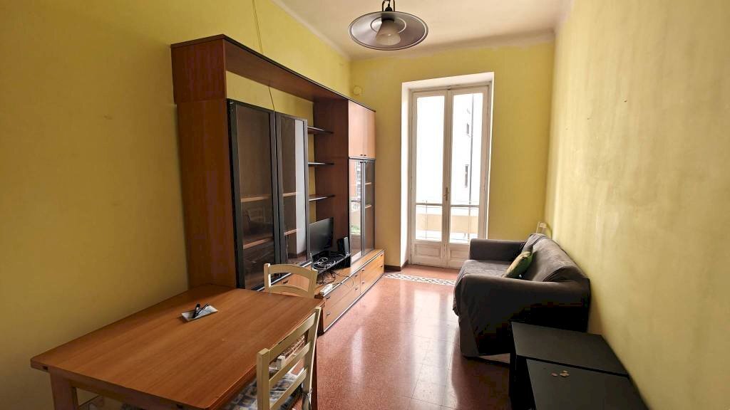 Salone - Two-room apartment corso Galileo Ferraris, 127, Torino (neighborhood Crocetta) - photo 2
