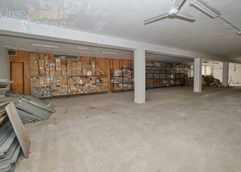 Interno non residenziale - Warehouse corso Italia, Gallipoli - photo 13