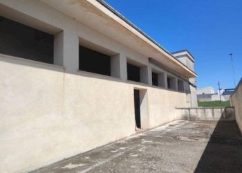 Facciata - Shed viale Sandro Pertini, Supersano - photo 14
