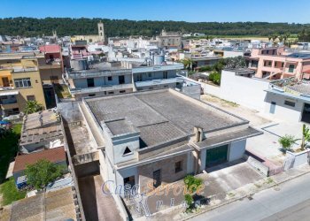 Vista - Shed viale Sandro Pertini, Supersano - photo 17