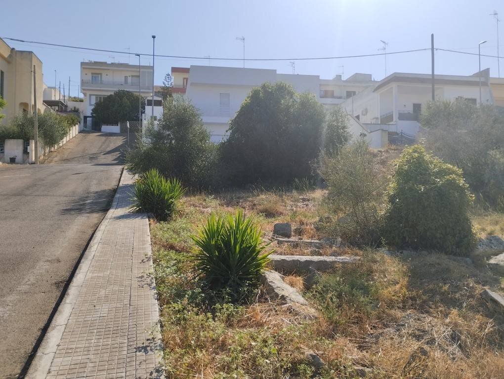 Viste - Building land via Taranto, Matino - photo 1
