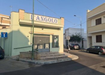Zona - Negozio via Sant'Eleuterio, Parabita - foto 2