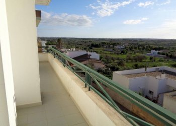 Balcone - Appartamento via Savona, Matino - foto 2