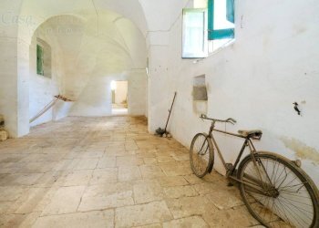 Box auto - Independent house via Colonnello De Giovanni, Specchia - photo 9