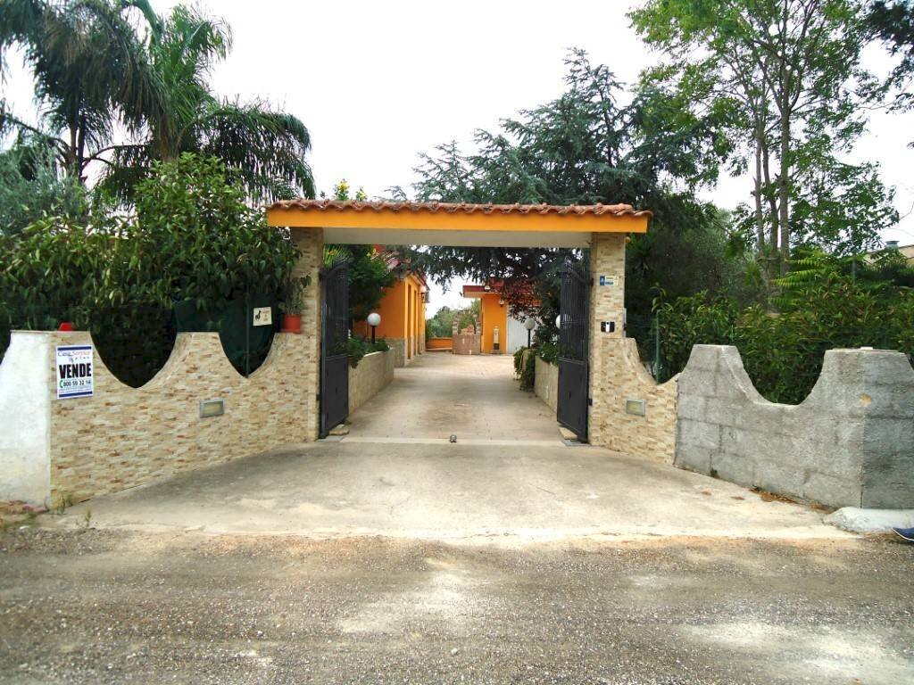 Zona - Villa SP223, Gallipoli - photo 2