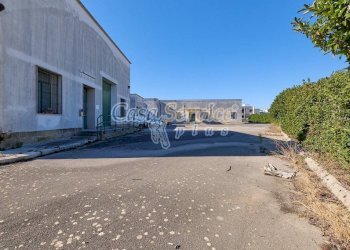 Zona - Capannone via San Cesario, Cavallino - foto 2