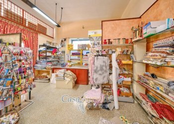 Interno non residenziale - Shop via Duca d'Aosta, Supersano - photo 13
