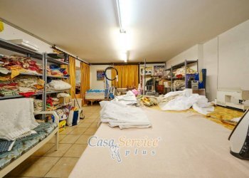 Box auto - Shop via Duca d'Aosta, Supersano - photo 17