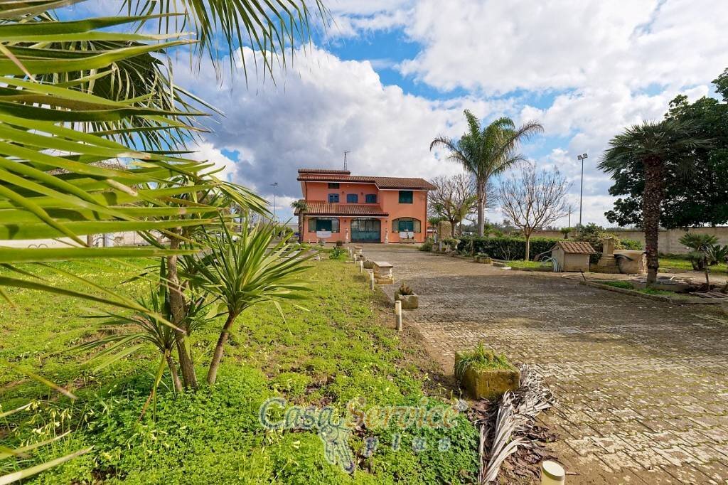 Terreno - Villa via Re d'Italia, Cutrofiano - photo 1