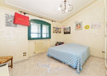 Camera da letto - Villa via Re d'Italia, Cutrofiano - photo 13