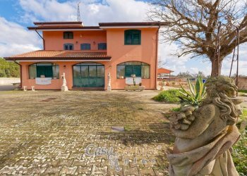 Giardino - Villa via Re d'Italia, Cutrofiano - photo 36