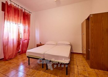 camera da letto - Stabile - Palazzo via Amalfi, Taviano - foto 47