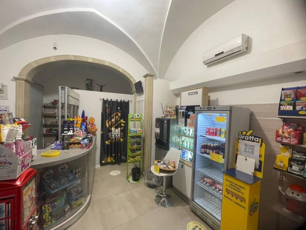 Locale - Bar - Tabacchi - Ricevitoria via Santa Maria della Finita, Ruffano - foto 2