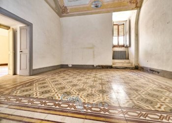 Stanza non arredata - Appartamento piazza Martiri Ungheresi, Casarano - foto 3
