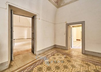 Interno palazzo - Appartamento piazza Martiri Ungheresi, Casarano - foto 7