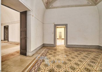 Interno palazzo - Appartamento piazza Martiri Ungheresi, Casarano - foto 9
