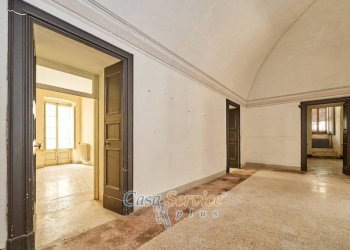 Interno palazzo - Appartamento piazza Martiri Ungheresi, Casarano - foto 16