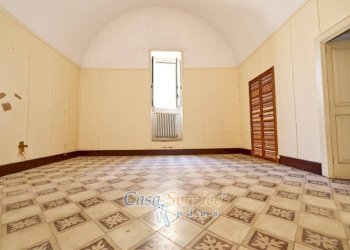 Stanza non arredata - Appartamento piazza Martiri Ungheresi, Casarano - foto 18