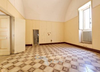 Stanza non arredata - Appartamento piazza Martiri Ungheresi, Casarano - foto 19