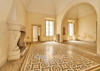 Interno palazzo - Appartamento piazza Martiri Ungheresi, Casarano - foto 32