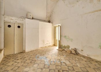 Stanza non arredata - Appartamento piazza Martiri Ungheresi, Casarano - foto 38