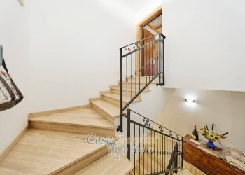 Interno palazzo - Quadrilocale via Amerigo Vespucci, Galatone - foto 5