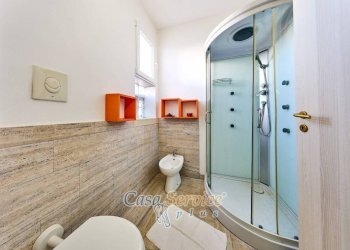 Bagno - Four-room apartment via Amerigo Vespucci, Galatone - photo 9