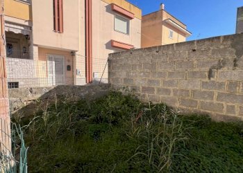 Facciata - Casa indipendente via Cesare Giusti, Tuglie - foto 19