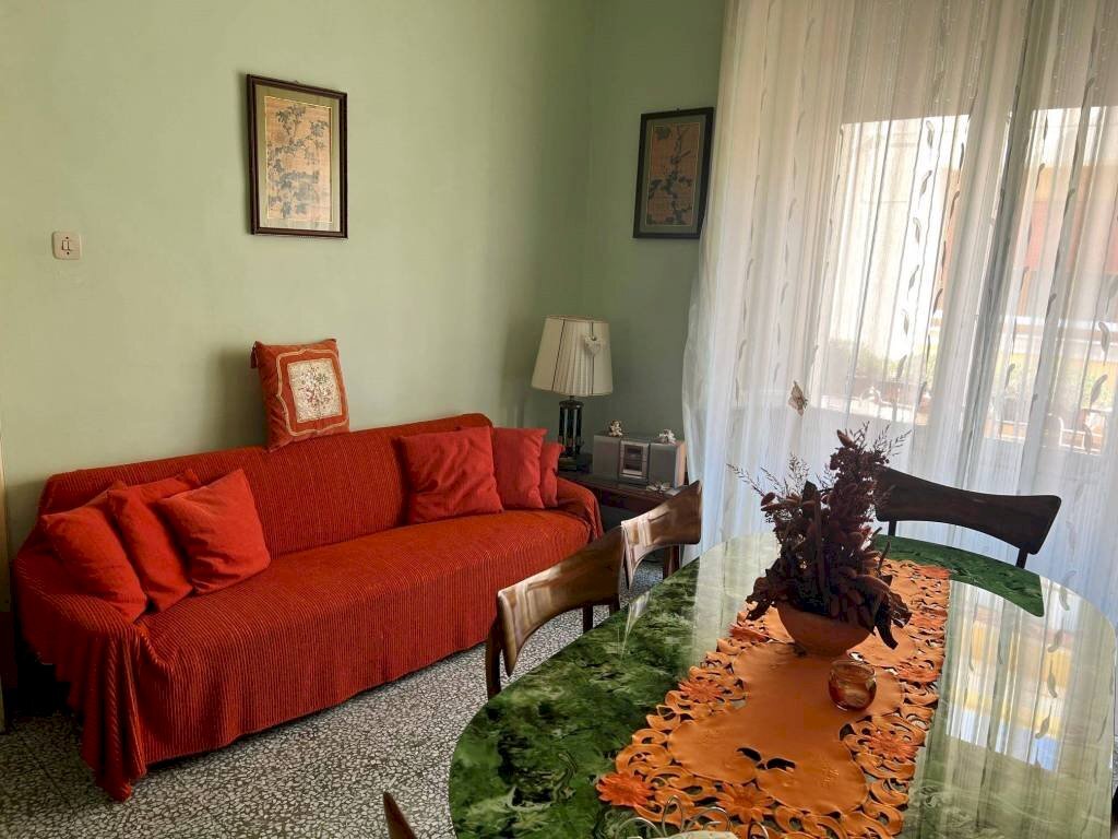 Salone - Three-room apartment via Taranto, Parabita - photo 1
