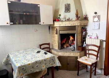 Salone - Three-room apartment via Taranto, Parabita - photo 9