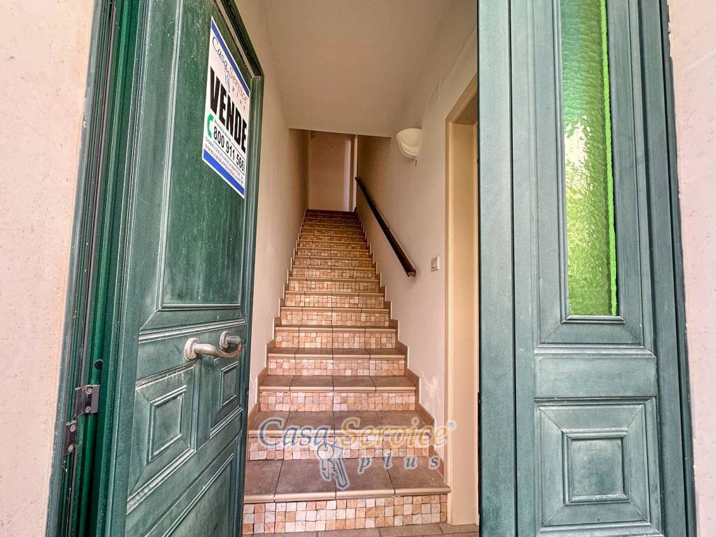 Ingresso - Office via Immacolata, Taviano - photo 2